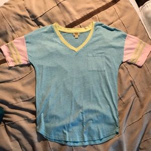 Three colored tee